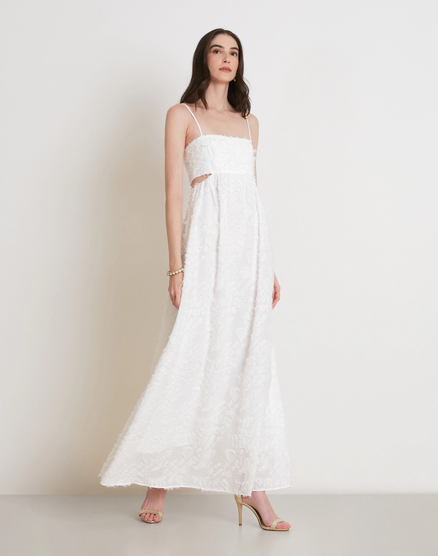 O Vestido Longo Anahi é confeccionado em Jacquard, tecido elegante e texturizado, conhecido pelo relevo suave  que adicionam volume e sofisticação.